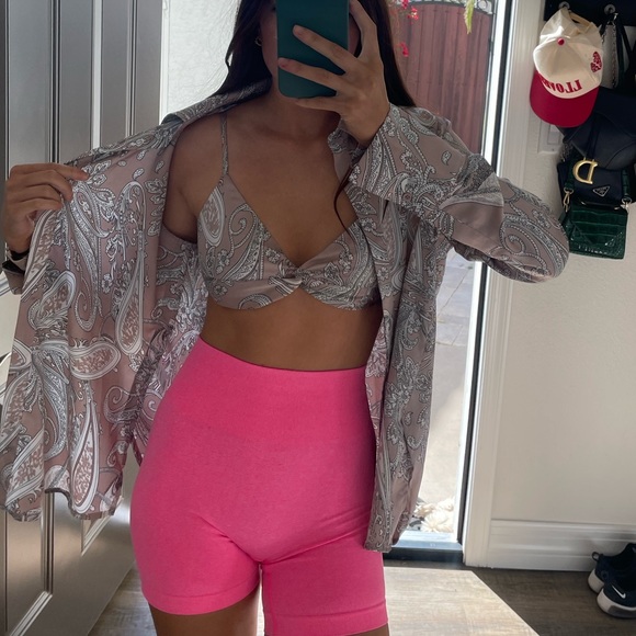 Matching bra and button up top - Picture 2 of 2